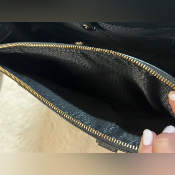 Kate Spade Tote - Picture 12 of 16